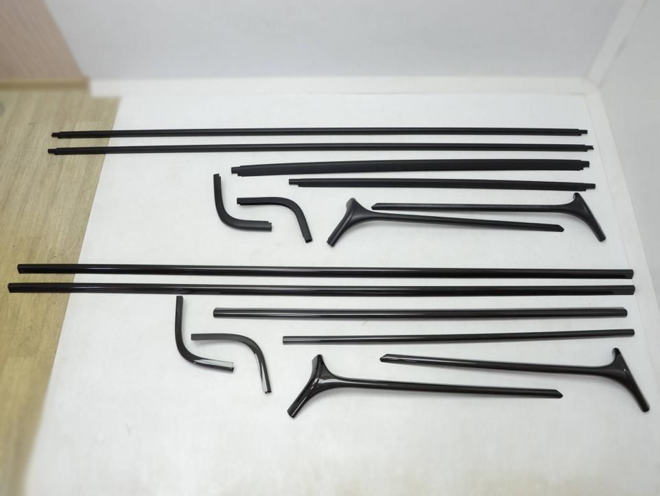 Mercedes-Benz G-Class W463A Carbon A-Pillar Trim Set